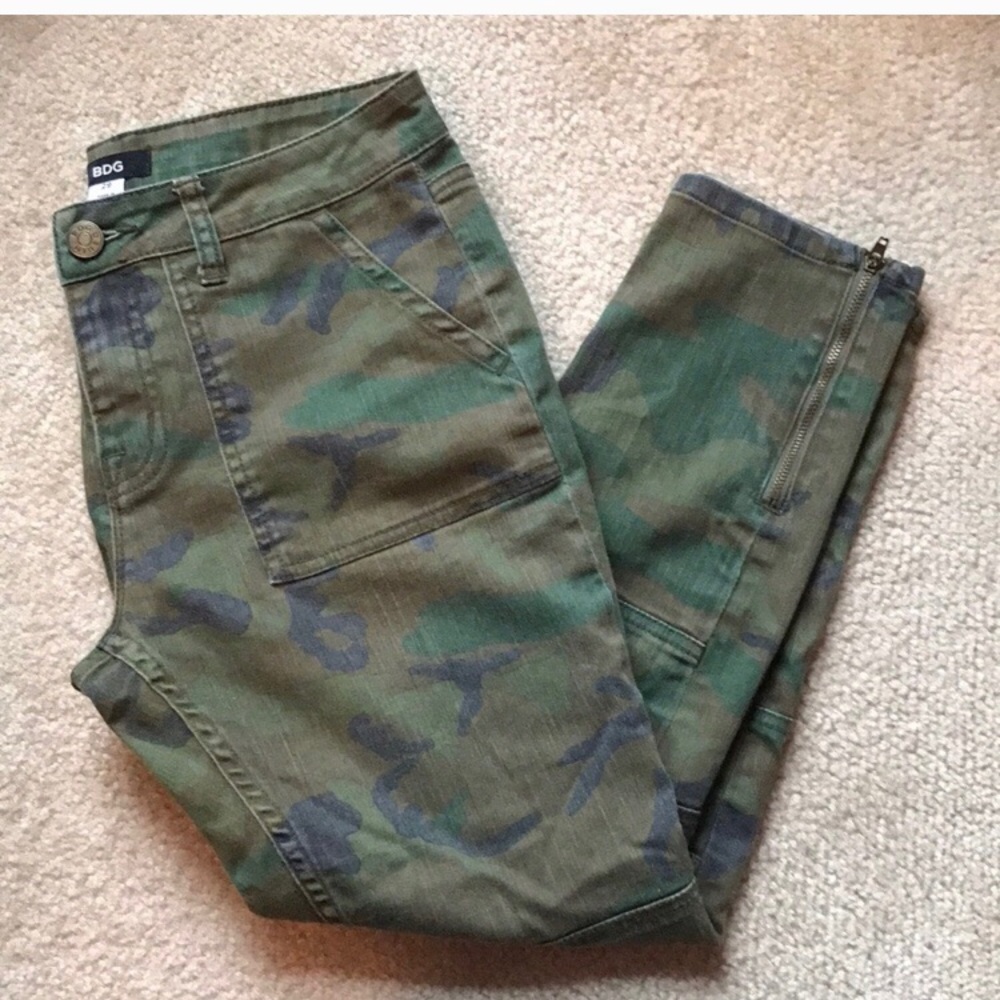 BDG Camo Jeans